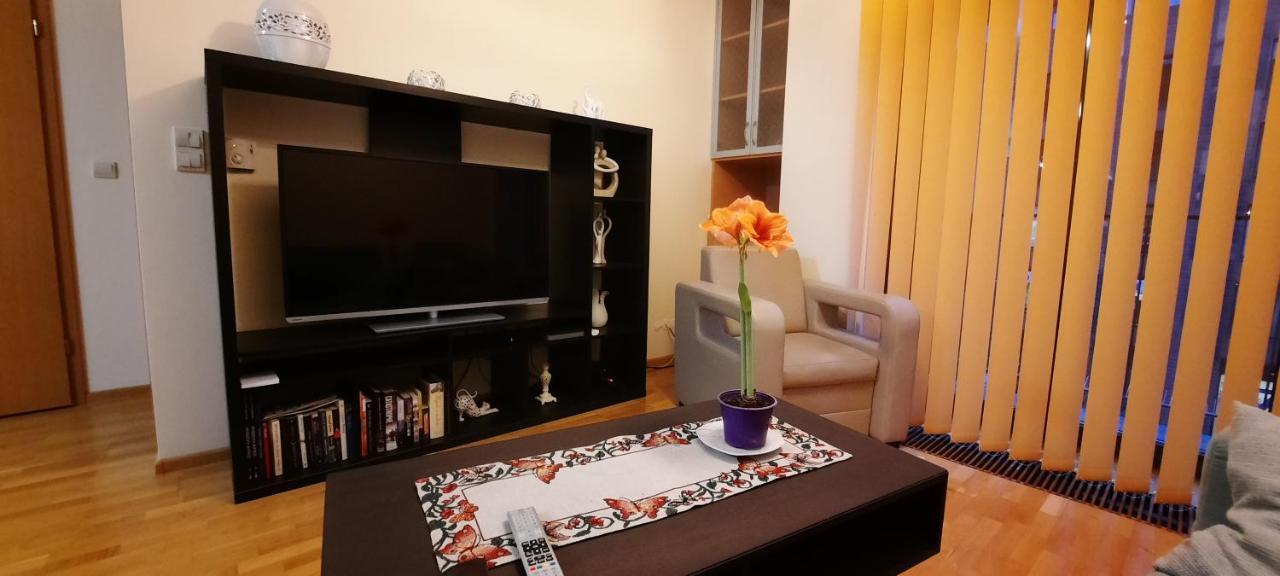 Angel City Apartments Krasków Εξωτερικό φωτογραφία