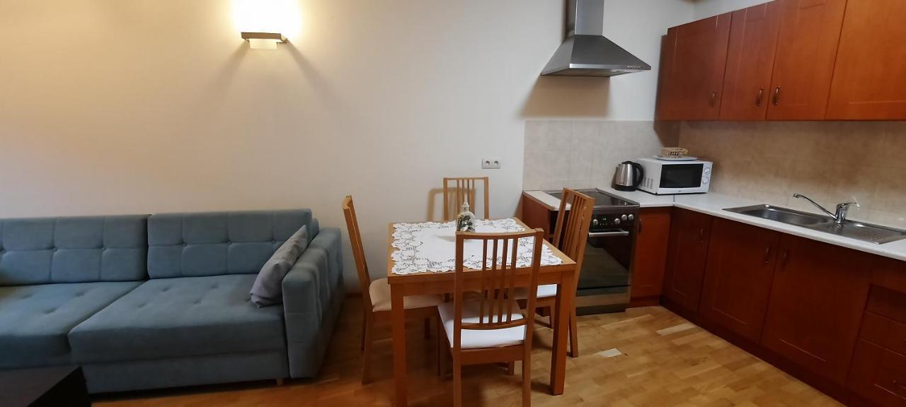 Angel City Apartments Krasków Εξωτερικό φωτογραφία